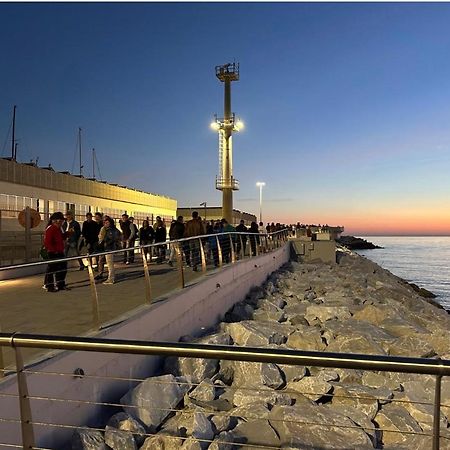 Ferienwohnung La Conchiglia A Marina Marina Di Carrara Exterior foto