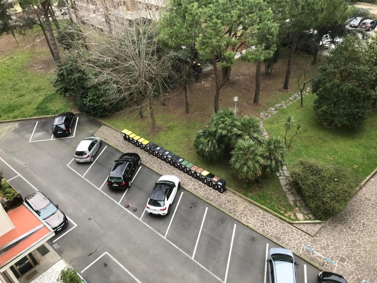 Ferienwohnung La Conchiglia A Marina Marina Di Carrara Exterior foto